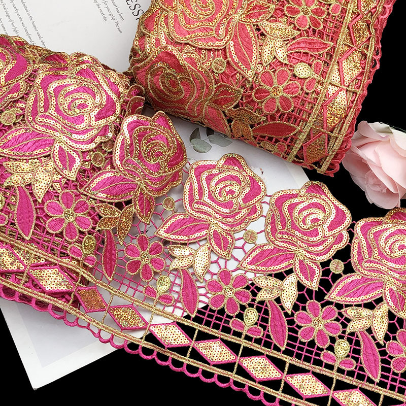 Textile And Sewing Supply - 3 Yards 19,5 cm breit, exquisite