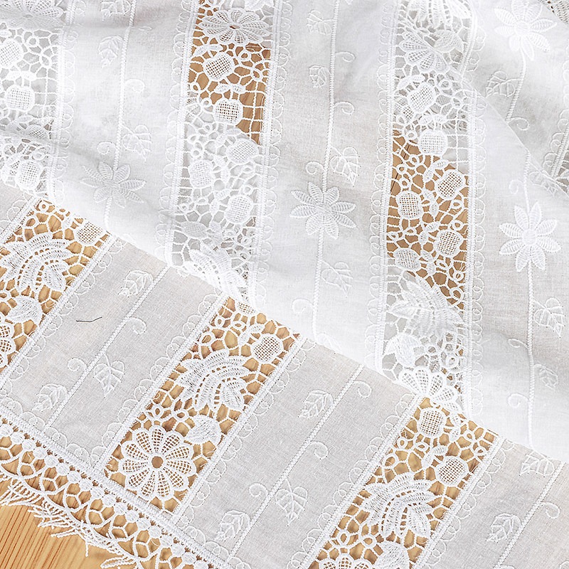 Sewing Thread In Textile - Neuer Baumwoll-Fransen-Spitzenstoff mit Stickerei aus Milchseidenfaden