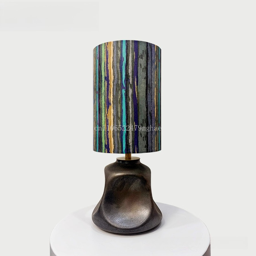 Tischlampe aus vergoldetem Lib – Century Textile & Sewing Supply Hours Bewertung und Preis
